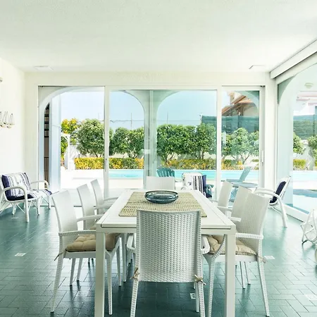 Mar Mar Con Piscina By Wonderful Italy בארי