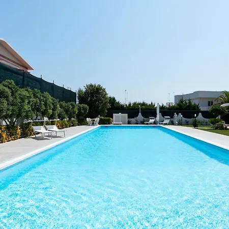 Mar Mar Con Piscina By Wonderful Italy